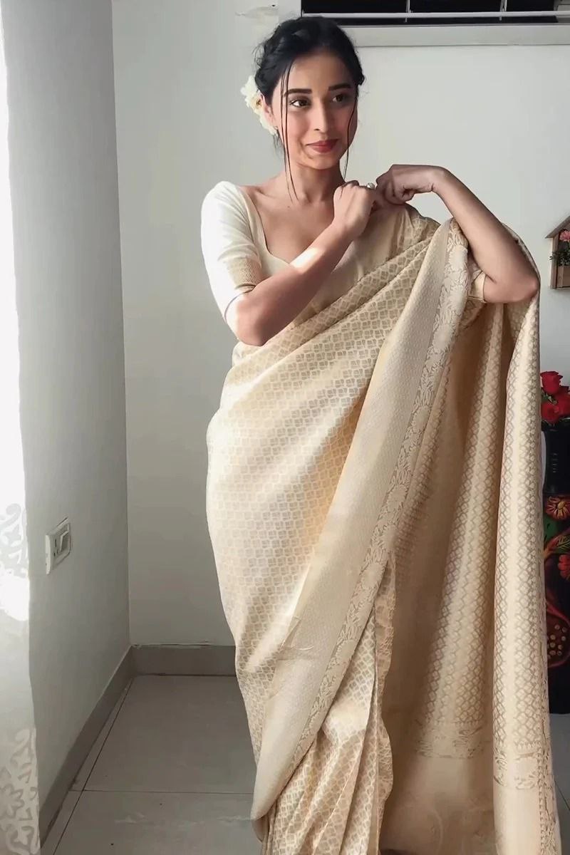 Ready To Wear 1 Min White Soft Silk Saree