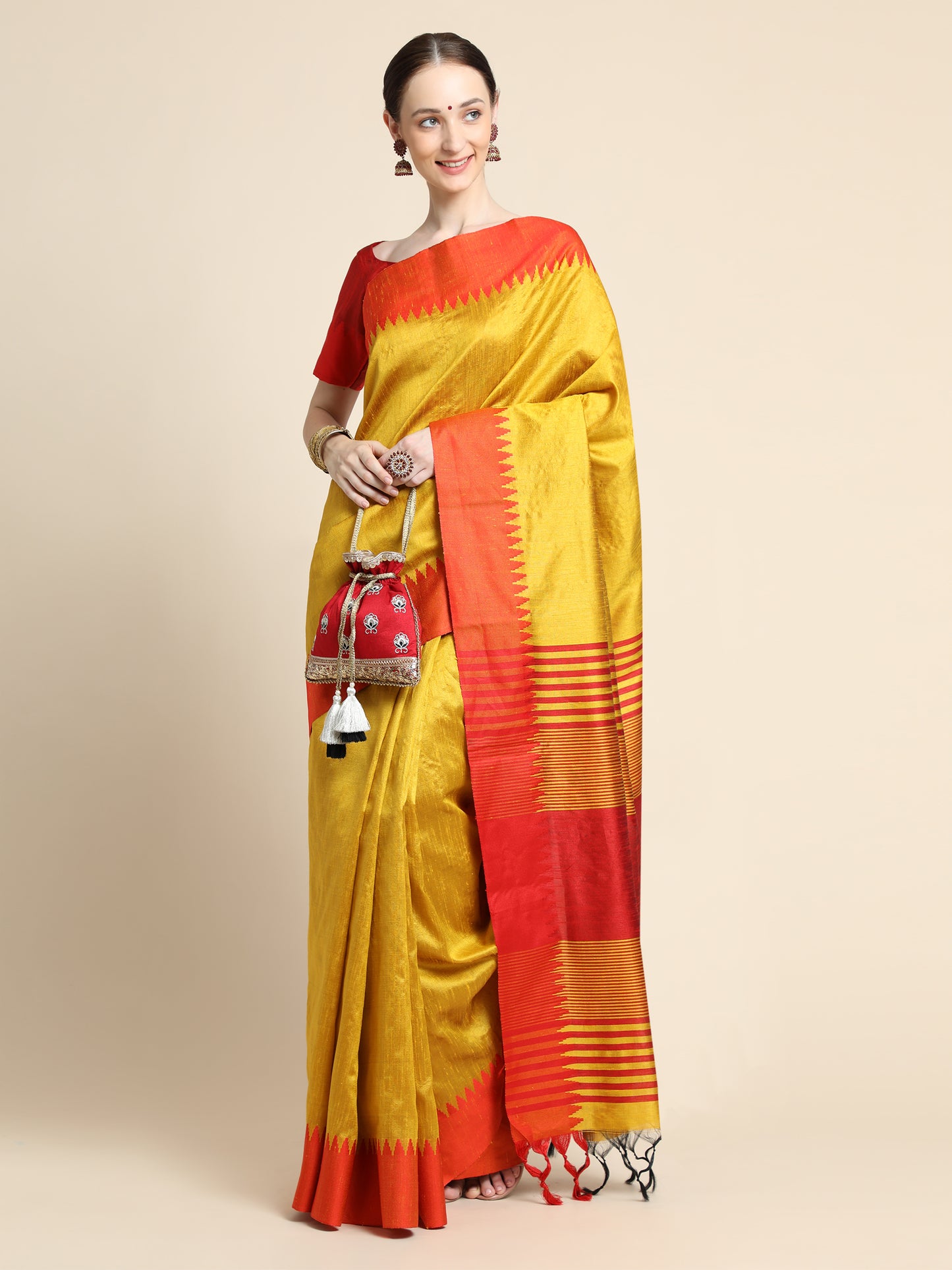 Yellow Banglori Silk Saree with Contrast Pallu